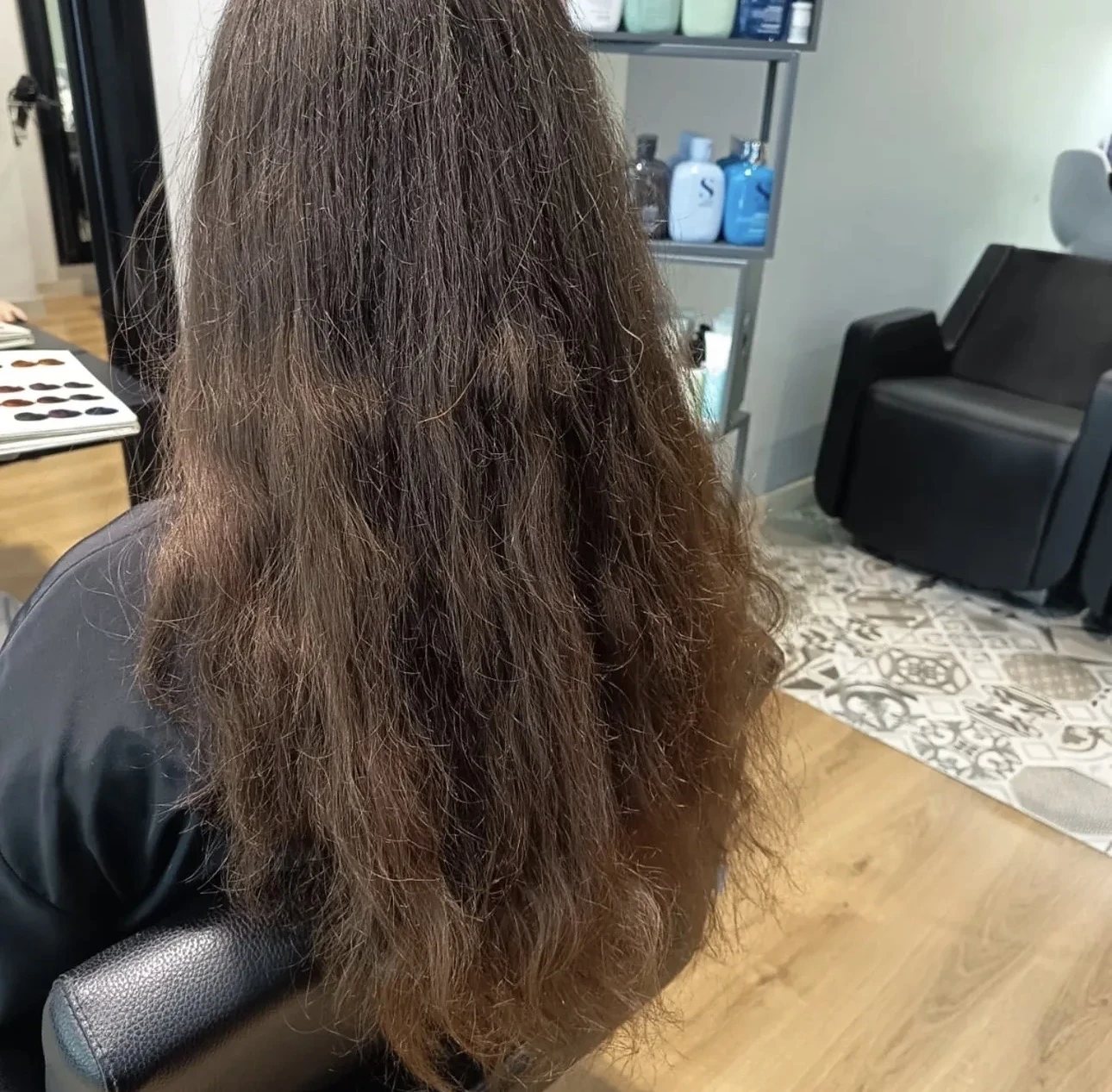 Después: rojizo con ondas definidas